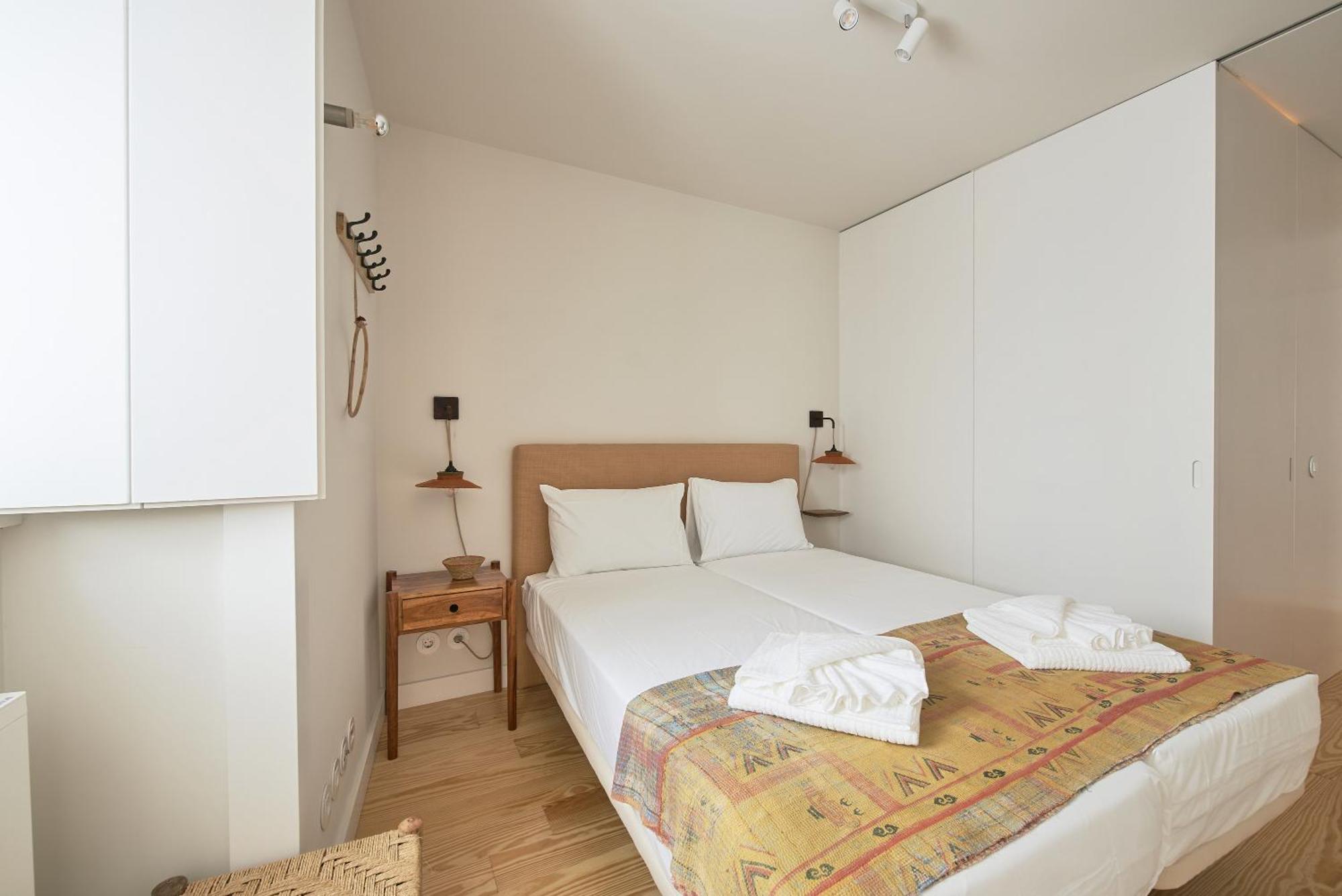 Lisbon All The Best - Bairro Alto 1 Apartment ภายนอก รูปภาพ