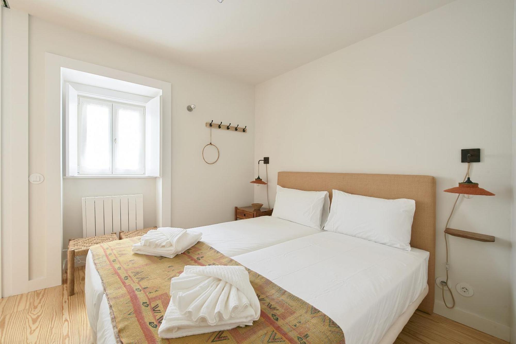 Lisbon All The Best - Bairro Alto 1 Apartment ภายนอก รูปภาพ